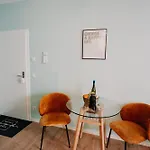 Gemuetliche Mit Direkter Innenstadtlage Bingen am Rhein