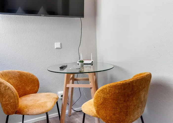 Schicke Mit Direkter Innenstadtlage *